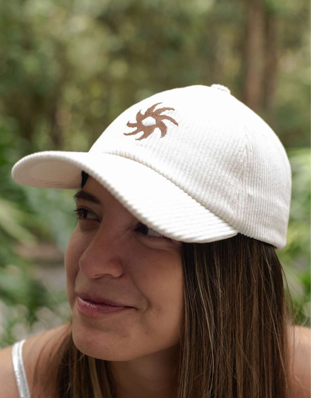 Gorra Corduroy — Blanco Viento